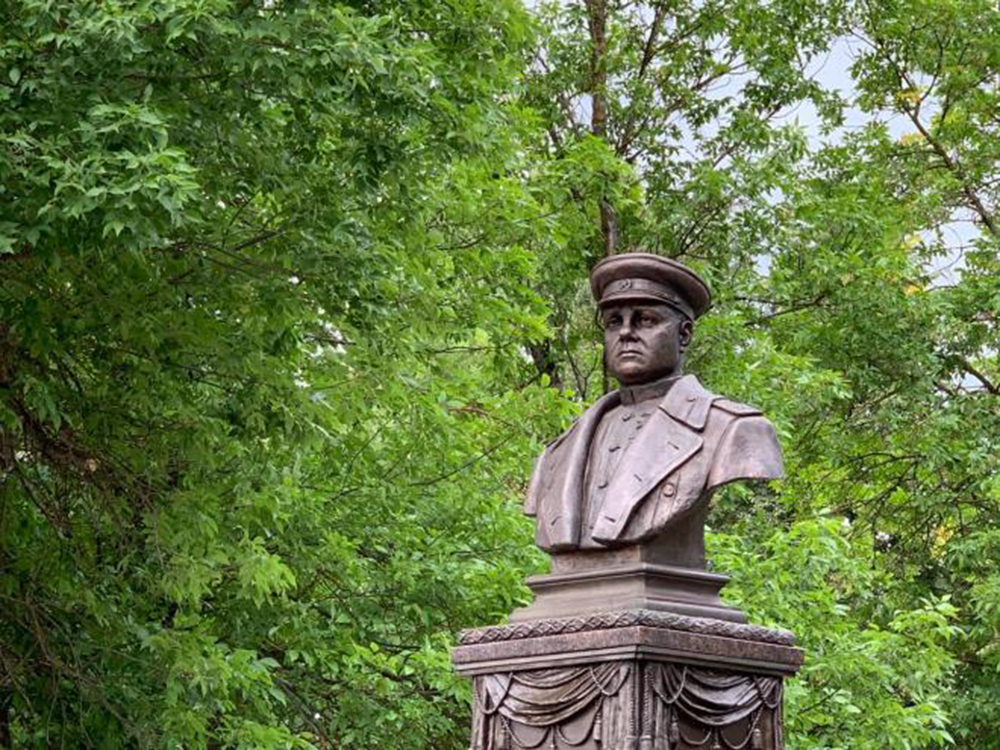 Бюст маршала К.А. Мерецкова