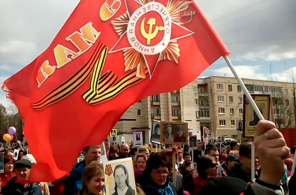 День Победы в Тихвине