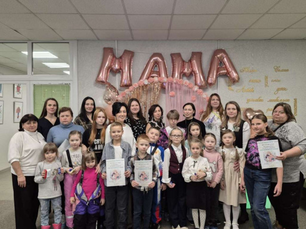Ко Дню матери в МФЦ