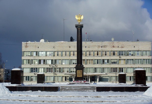 Оптимизация численности районной администрации в Тихвине