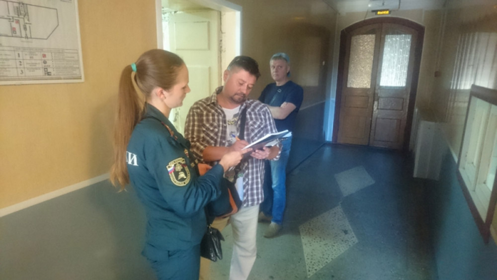 Приемка образовательных учреждений в Тихвине